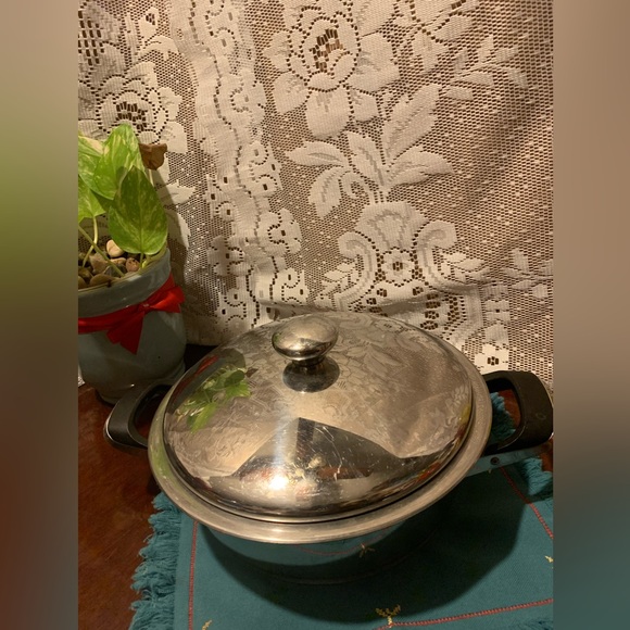 ✨⚡️💥 2 Piece AMC Double Handle AMC pot #8023 Stainless Steel Sauce Pans W/t Lid - Picture 3 of 10